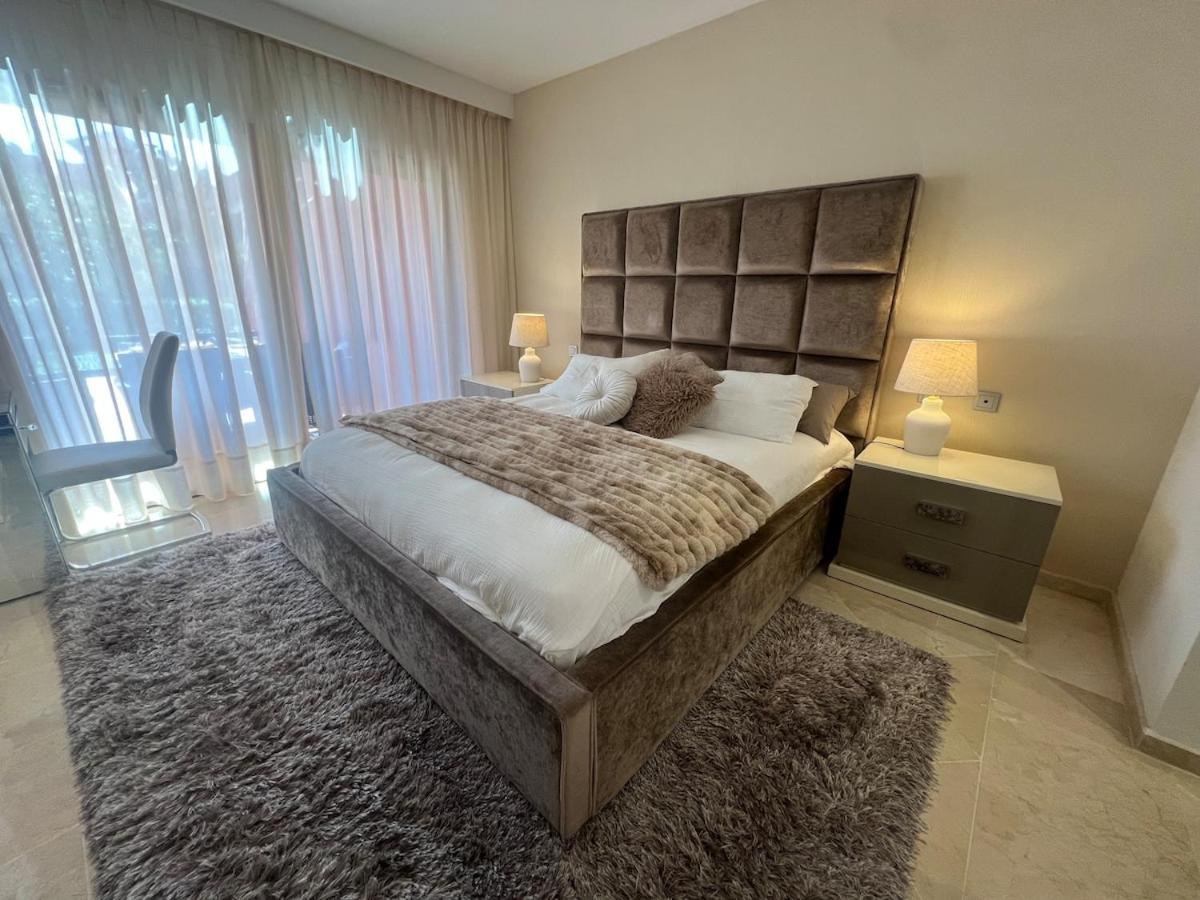 Te Huur 2 Slaapkamers Frontline Strand Complex Estepona Exterior photo